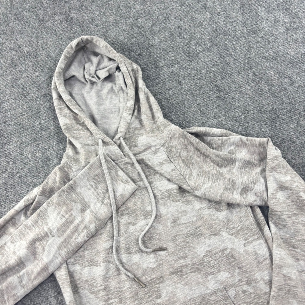 Tapout Hoodie Small Gray Camo Raglan Sleeve Pullover Womens